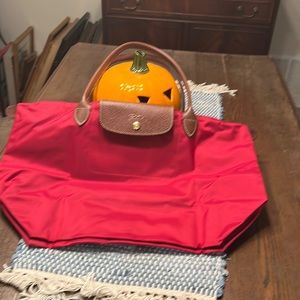 Longchamp large Le Pliage tote - cherry red